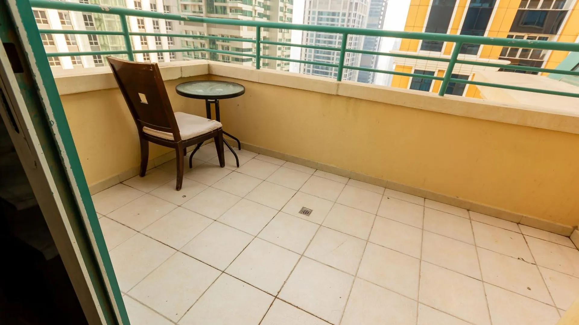Homestay Rooms For Girls In Marina Dubai, The Best Offer