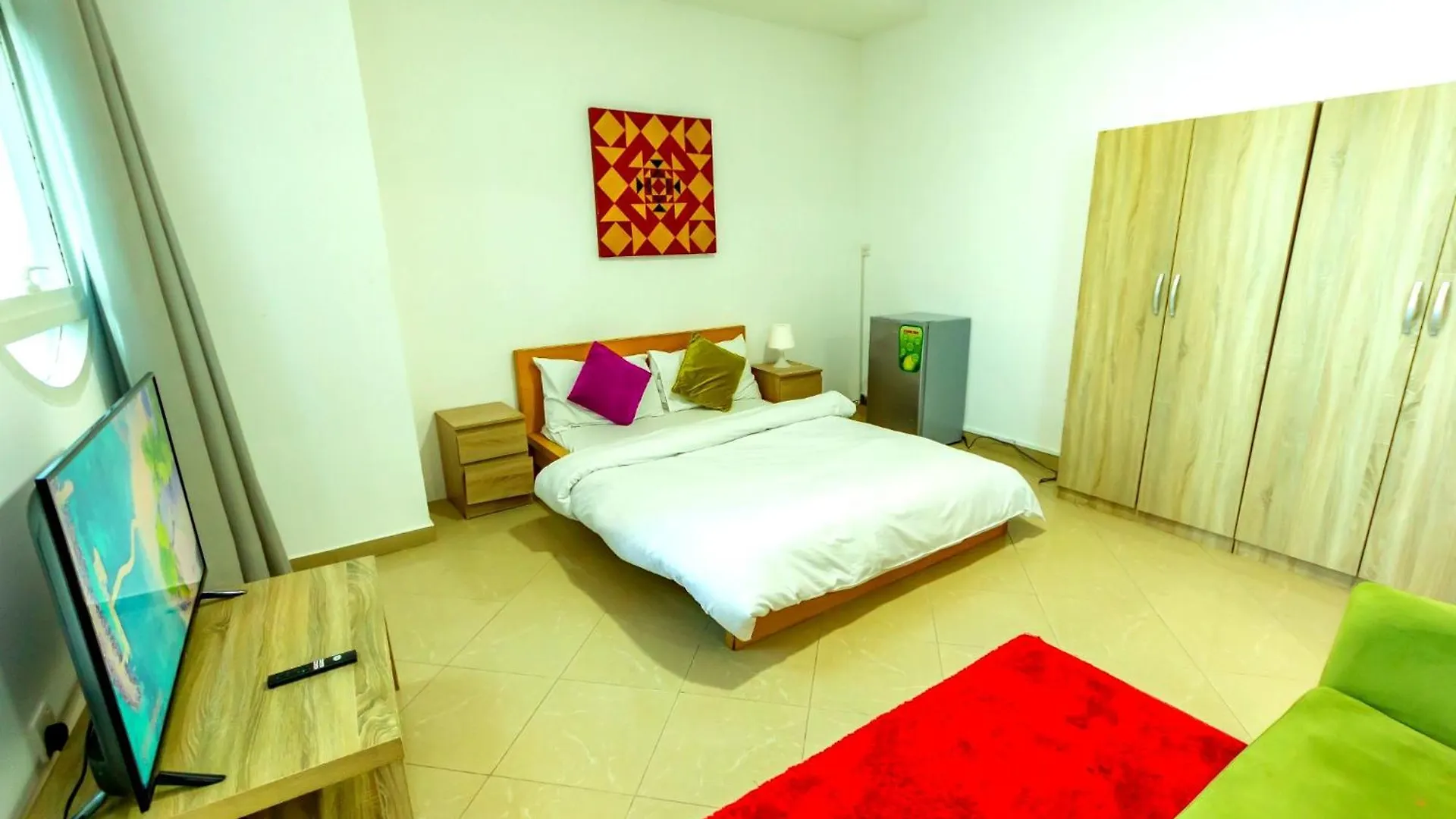 Rooms For Girls In Marina Dubai, The Best Offer